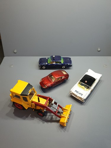 Corgi toys vintage lot spares - corgi, lot,spares